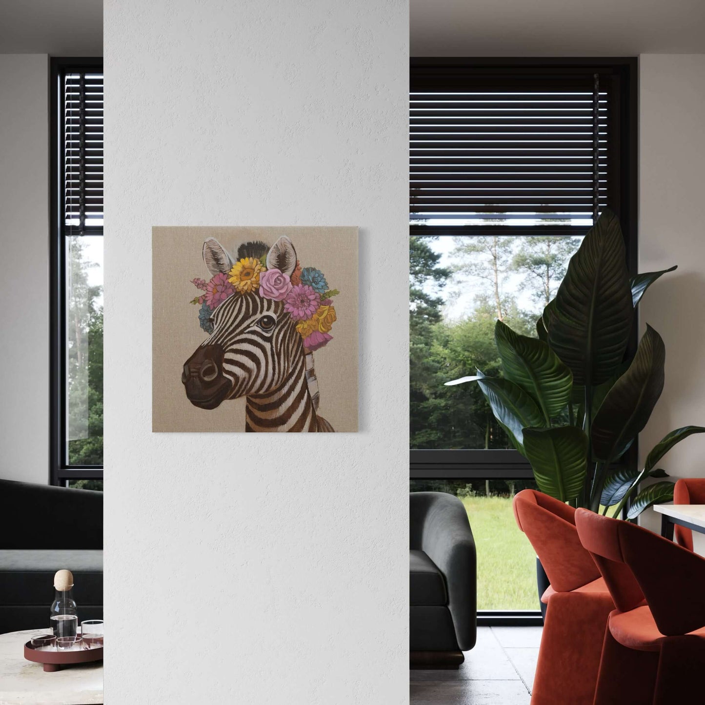 Leinwanddruck eines Zebras mit bunten Blumen im Haar, stilvoll in modernem Raum platziert.